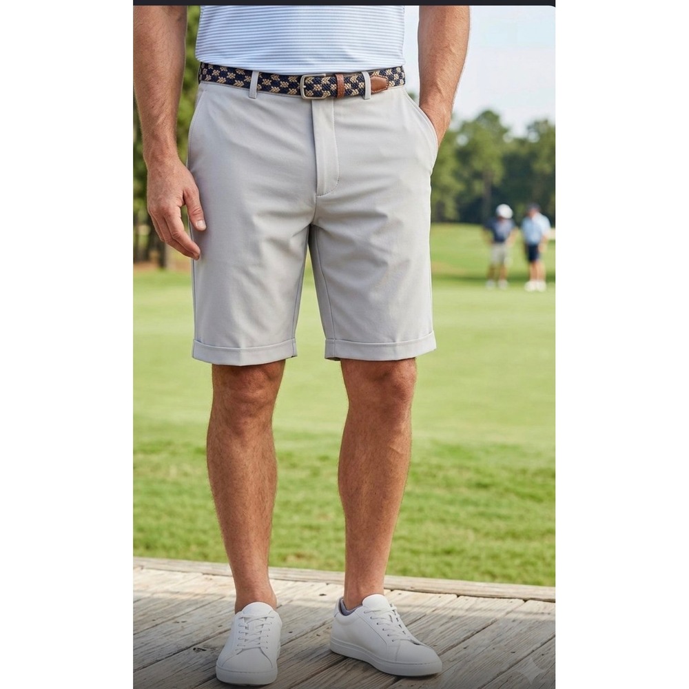 Peter Millar Crown Sport Mens Gray Performance Golf Shorts Size 32 RN100308